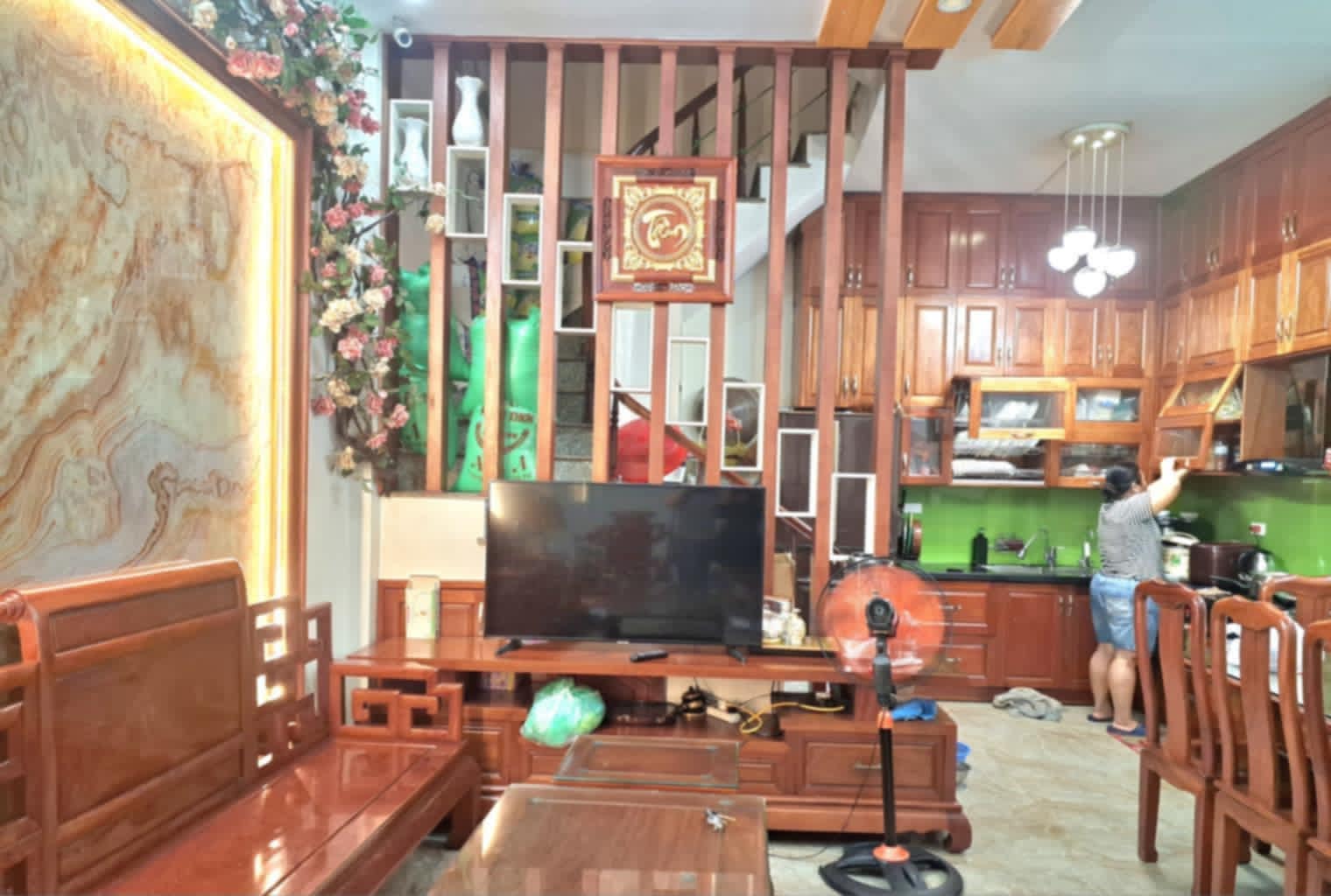 CHÍNH CHỦ CẦN BÁN GẤP NHÀ TT CẦU GIẤY Ô TÔ ĐỖ CỔNG FULL NỘI THẤT 38M X 6 TẦNG MT 5M 11,75 TỶ